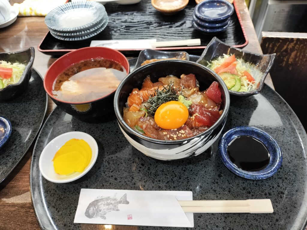 りゅうきゅう丼